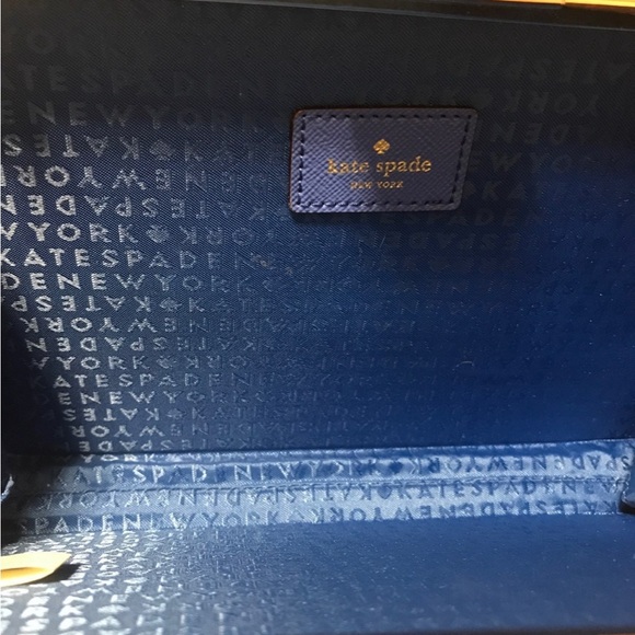 Kate Spade shark purse - Picture 4 of 4